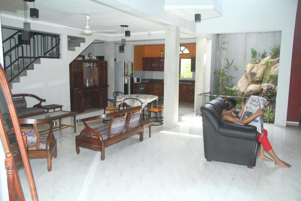 Villa Taprobane Negombo Exterior photo